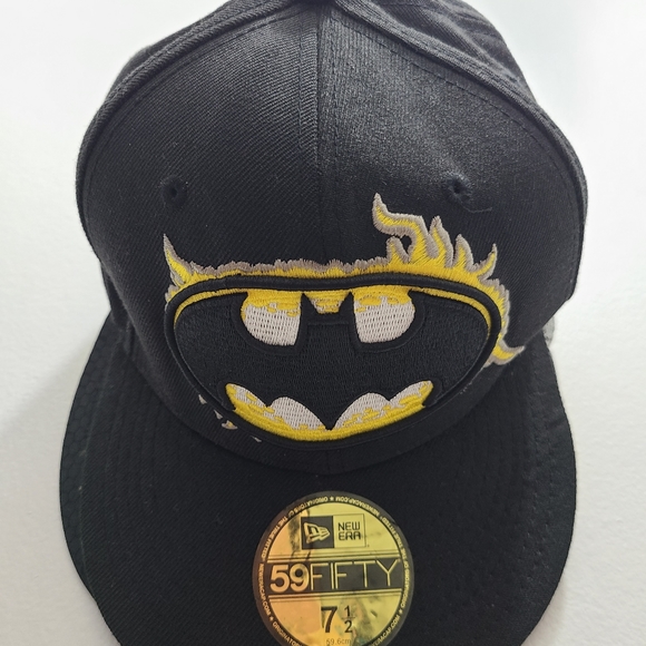 New Era Men's Character Basic Batman Hat - Picture 4 of 7